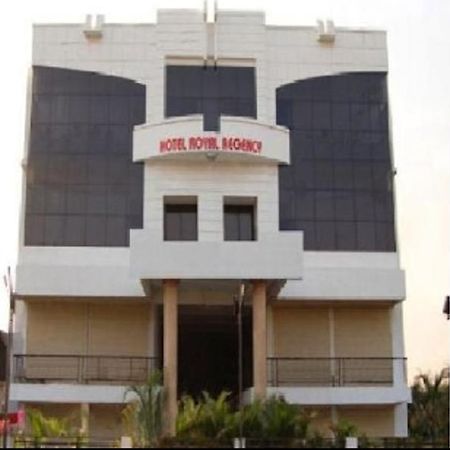 Hotel Royal Regency Bori  Exterior photo